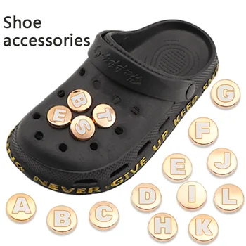 1 BUC de Aur Croc Pantofi Farmecele O-Z Scrisoare pentru a Bloca Sandale Pantofi Decor Caractere Alfabet Pantofi Ace pentru Boy Fata de Barbati Femei